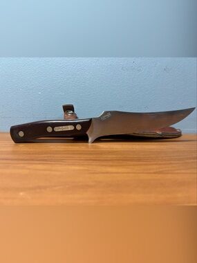 Vintage Schrade USA 150T Woodsman Deerslayer Sawcut Leather Sheath Hunting Knife